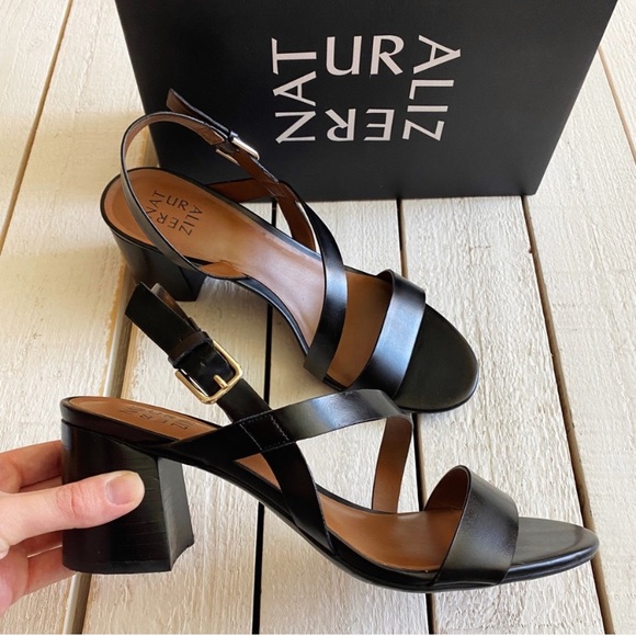 naturalizer sandals sale
